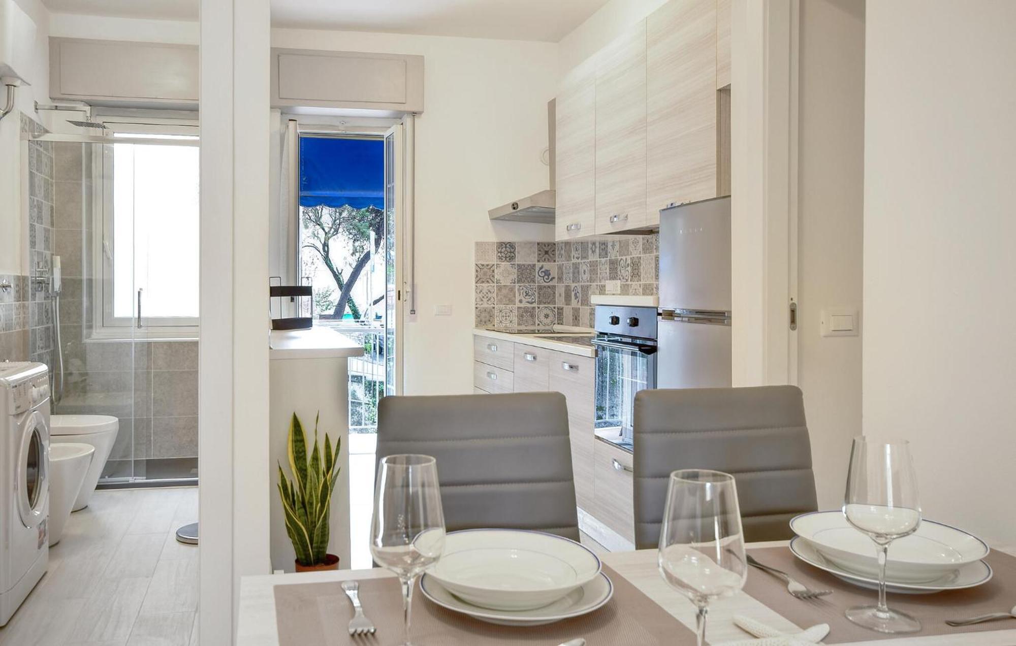 Awesome Apartment In Recco With Wi-Fi Eksteriør billede